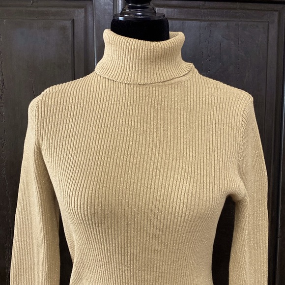 Basic Edition gold sparkly turtleneck sweater - Size Medium - Picture 4 of 9